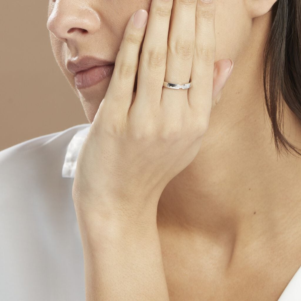 Alliance Magali Ruban Plat Or Blanc - Alliances Classiques Unisex | Histoire d&rsquo;Or
